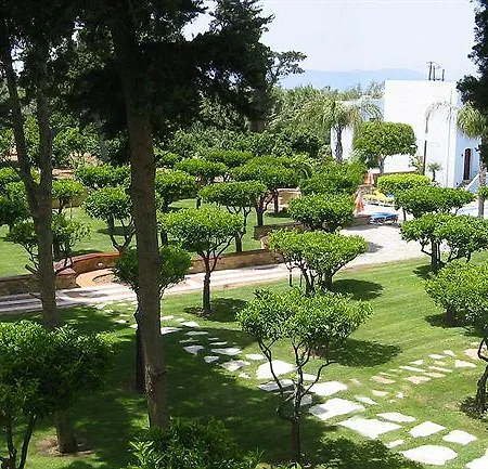 Platanias