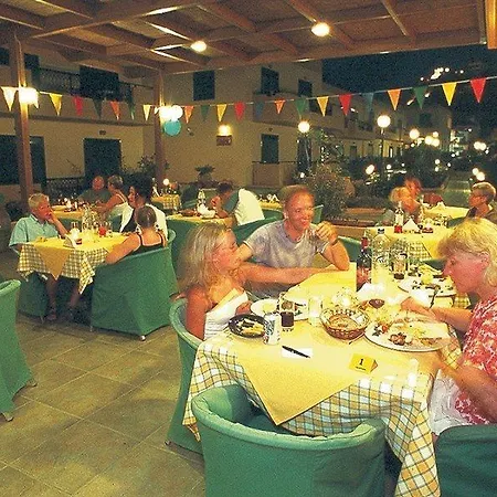Platanias *